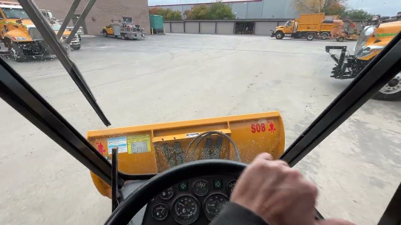 GovDeals: 2010 Trackless MT6 articulating tractor with snow