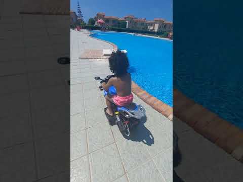 دومي والاسكوتر