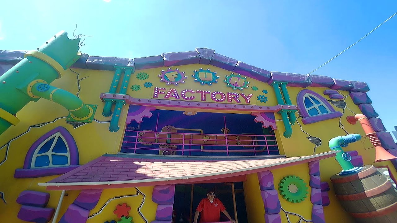Great Yarmouth Pleasure Beach - Fun Factory Funhouse walkthrough