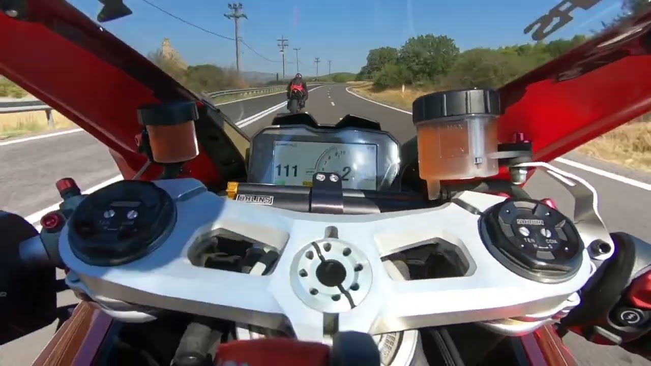 Απογευματινή βόλτα Laguna seca αττικής Vilia TT Part 1..