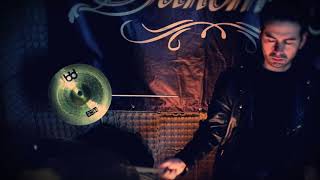 Дилема - Самота (Dilemma - Loneliness)