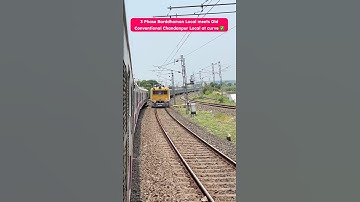 3 Phase Barddhaman Local meets Old Conventional Chandanpur Local at curve ✅