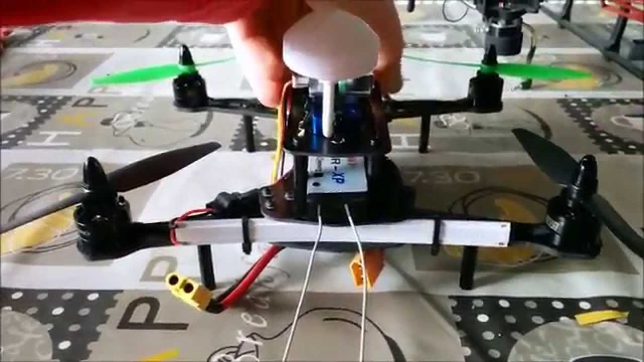 Mini quadricoptère de course : Quad racer Feisar