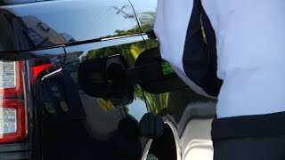 Oil prices plunge as coronavirus keeps people home