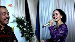 JANDA BARU GINO WIBOWO FT ITA SUWARDI CAMPURSARI WIDYO LARAS PARUNGPANJANG PERNIKAHAN Dian & Wahid