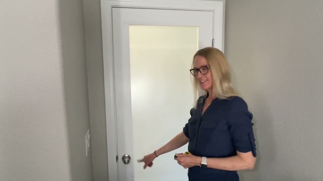 The Perfect Door Curtain for When Your Doorknob is Close to the Glass