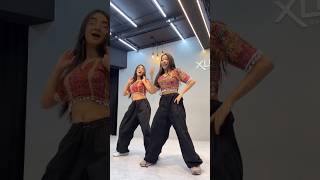 Chikni Chameli  | Kashu X Nishi Dance  #shorts #viral Resimi