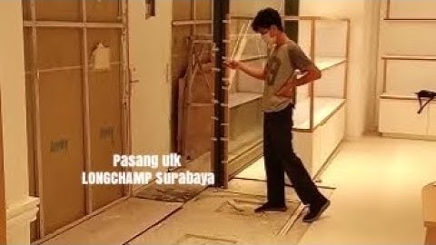 LONGCHAMP Boutique with our LOOP XPONDR 66KHZ EAS anti-theft system