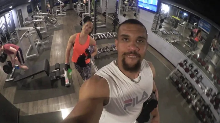 Rckentraining mit IFBB Figur Athletin Jennifer Rohde