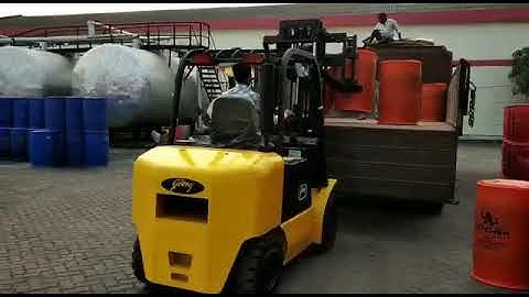Godrej Forklift with Parrot Beak Attachment (HDPE & Metal Drums)