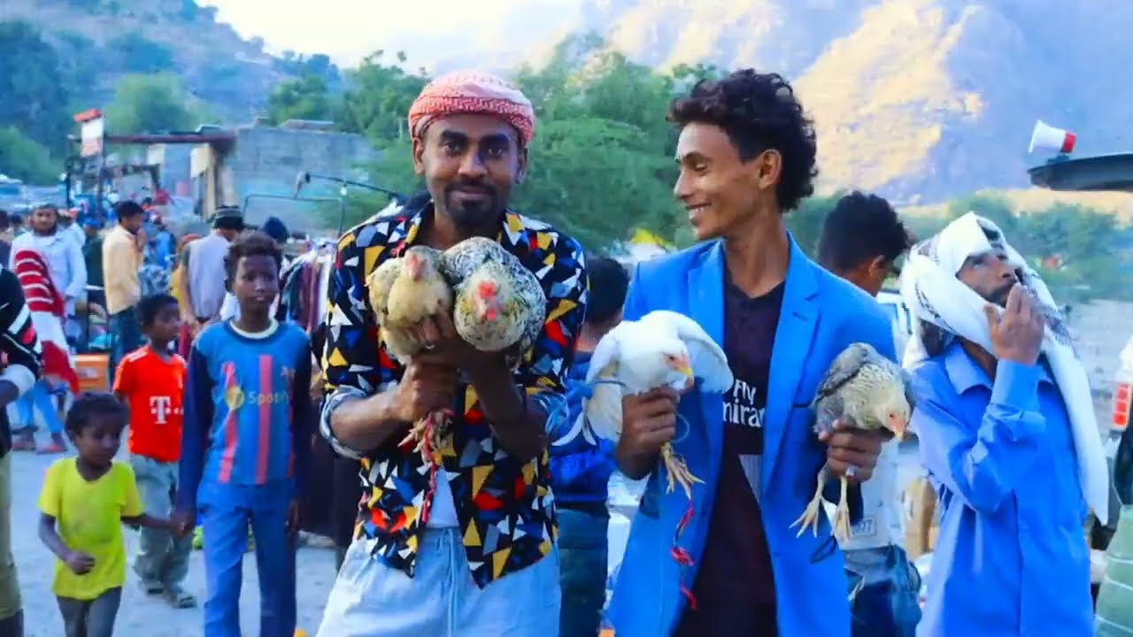 شاهد سوق الحامضة الشعبي بالمحويت.. وجهة تجارية نابضة بالحياة