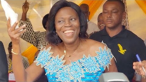 Presidentsverkiezingen Ivoorkust: Simone Gbagbo roept op tot "stemmen, niet demonstreren"