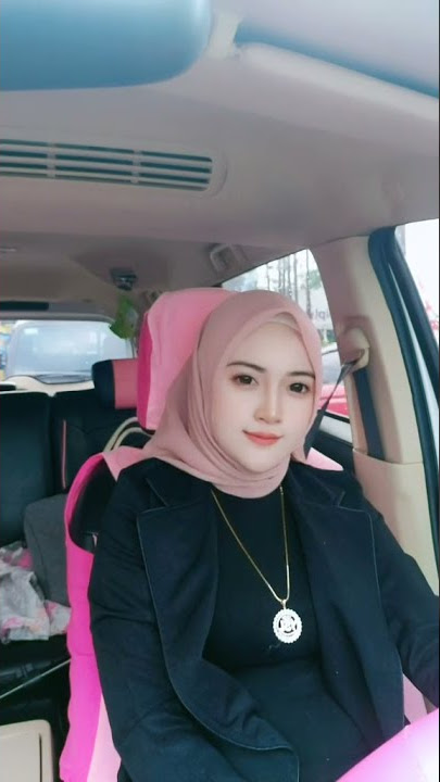 HIJAB CANTIK TERBARU NAIK MOBIL!! YA GUA INI CUY