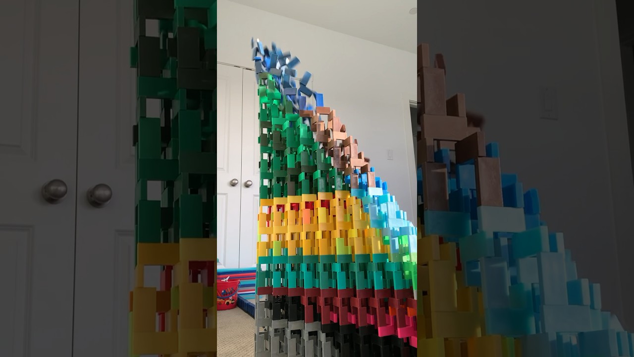 Big Domino Quarter Pyramid