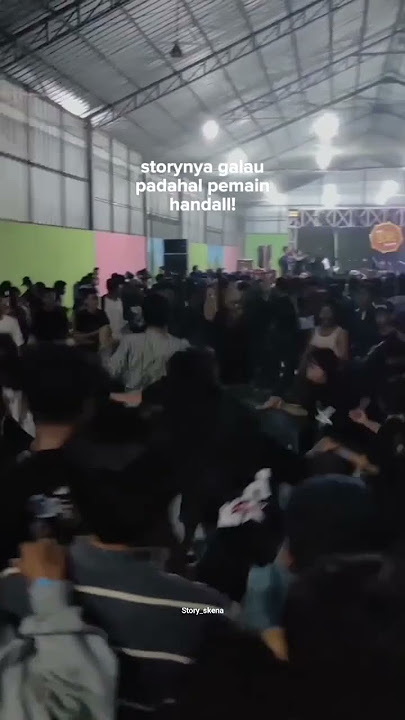 pemain handal🔥 #firal #fypシ #kece #konser #masukberanda #moshpit #sadvibes #wamita #storywa