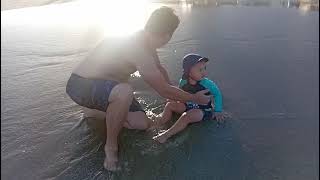 Praia, sol e família reunida em Matinhos  Pr 