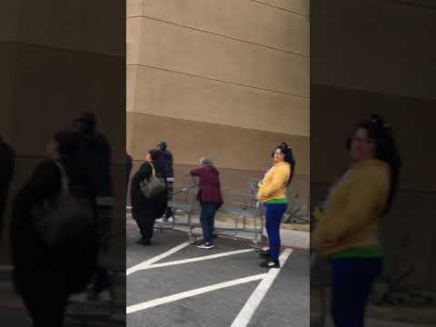 Line at the Food 4 less