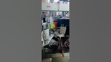Double sided labeling machine for round and flat bottles auto sticker labels application equipment