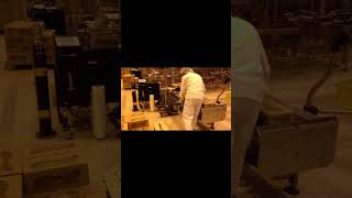 How to properly stack carton-packed products on wooden pallet