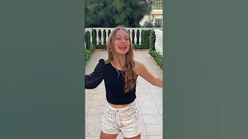 Disney S Into The Unknown Sung By A 12 Year Old Will Blow Your Mind Shorts Emma Sophie 