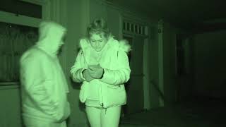 Amazing Evidence At Former TB Hospital
The team explore an abandoned hospital and find out some amazing evidence via the Estes method.
Facebook Group:
https://www.facebook.com/groups/teampeuk
Contact Us:
teampeuk@gmail.com Amazing Evidence At Former TB Hospital