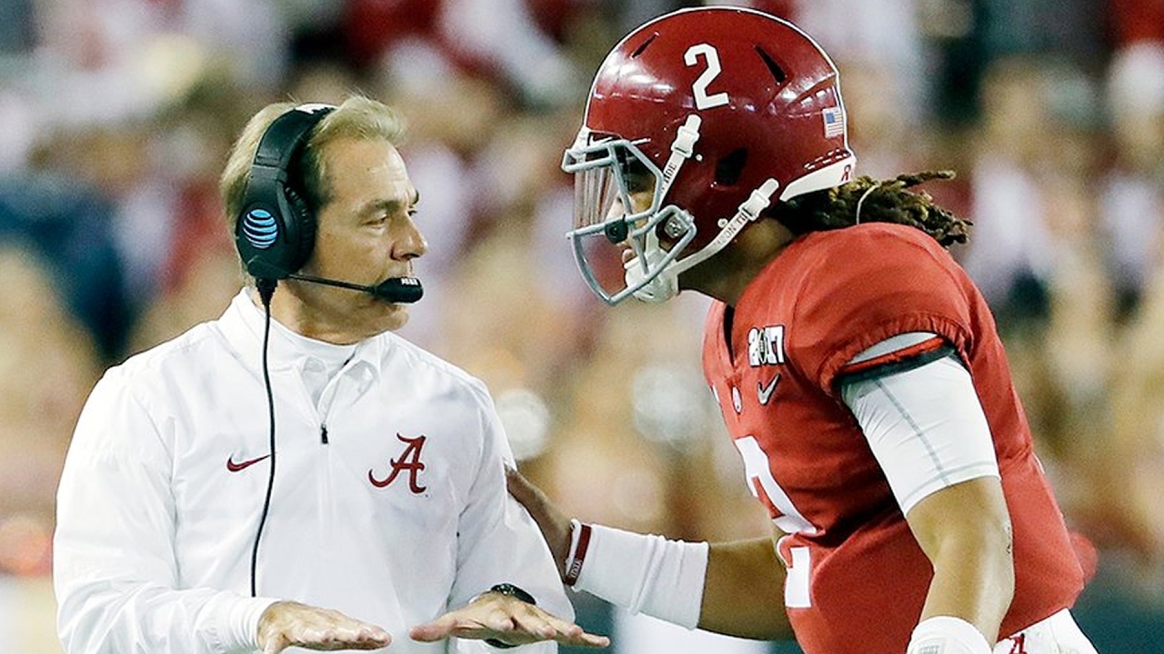 Alabama remains in top spot of different-looking top-5