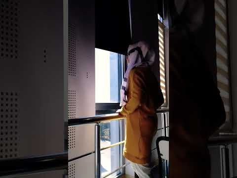 لم يبقى على مغادرتي لهذه نافذه في جامعة عده اشهر كانت صديقتي مقربه لأنني كنت وحيده طول سنين