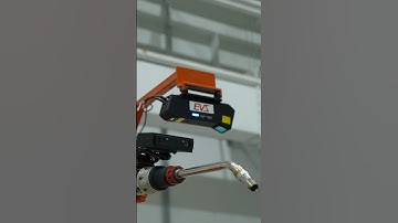 Intelligent Welding System in Action#weldingrobot #welding #industrialrobots #evsrobot #robot