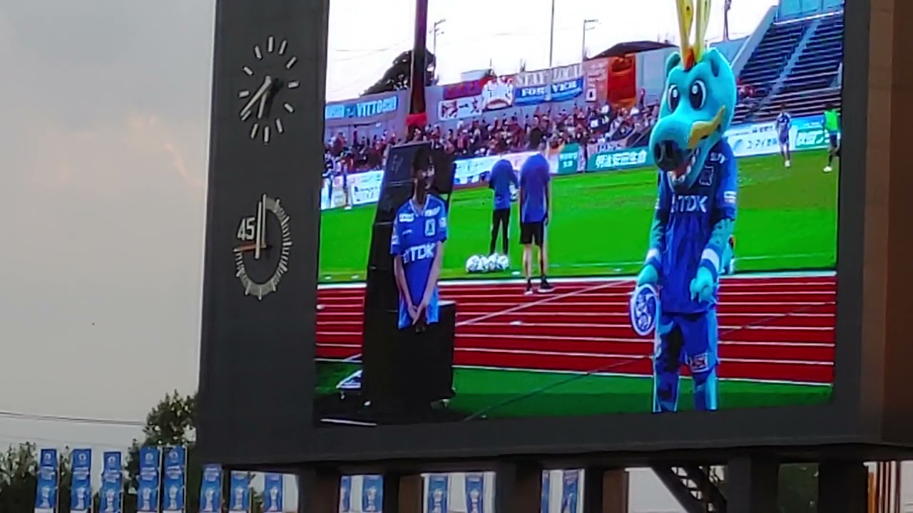 アルビレックス新潟 秋田サポの応援練習に対抗する新潟サポ News Wacoca Japan People Life Style