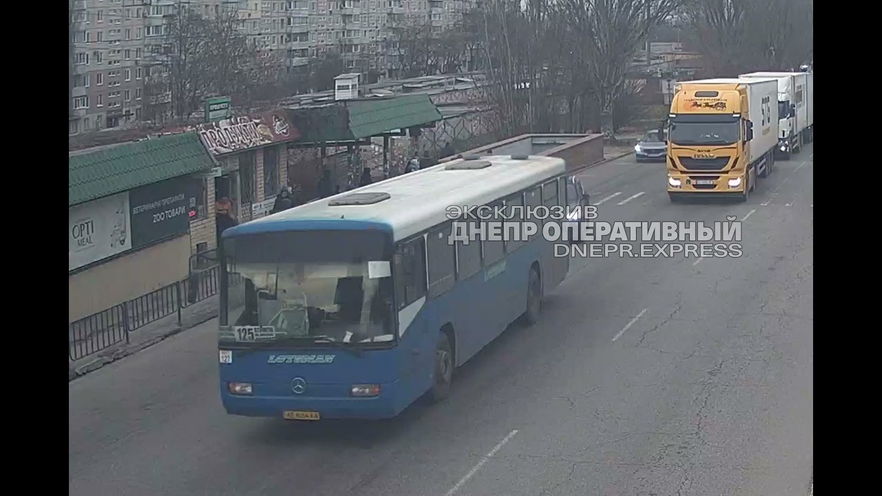 Автомобиль сбил девочку