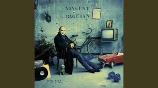 Video thumbnail of "Vincent Baguian - Les vélos d'Amsterdam"