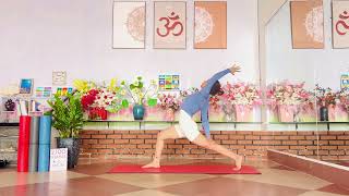 10 Min Morning Yoga & Pilates - Lower Body Flow - Yogalates Challenge