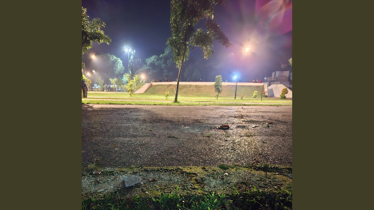 Drop gecko likes to shake