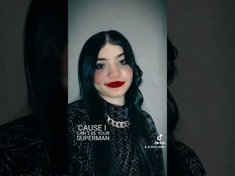 كتبت علي التراب اسمي 