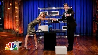 Box of Lies with Julie Bowen (Late Night with Jimmy Fallon)