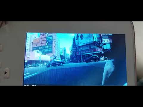 臺中市北區健行路與學士路口發生機對機碰撞