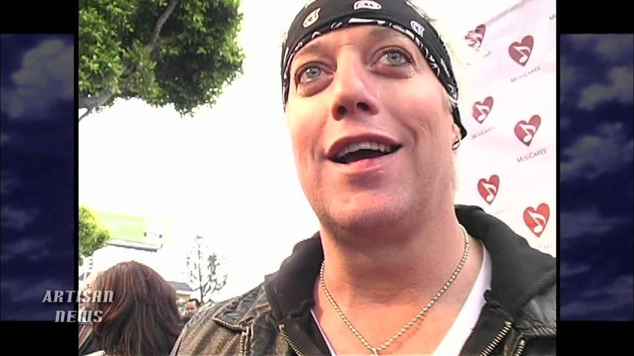 Warrant Singer Jani Lane Dead At 47 Youtube