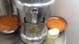 Extractor comercial jugos - YouTube