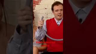 Leonardo Manera - L'asciugacapelli - Zelig 2000 (Seconda puntata)