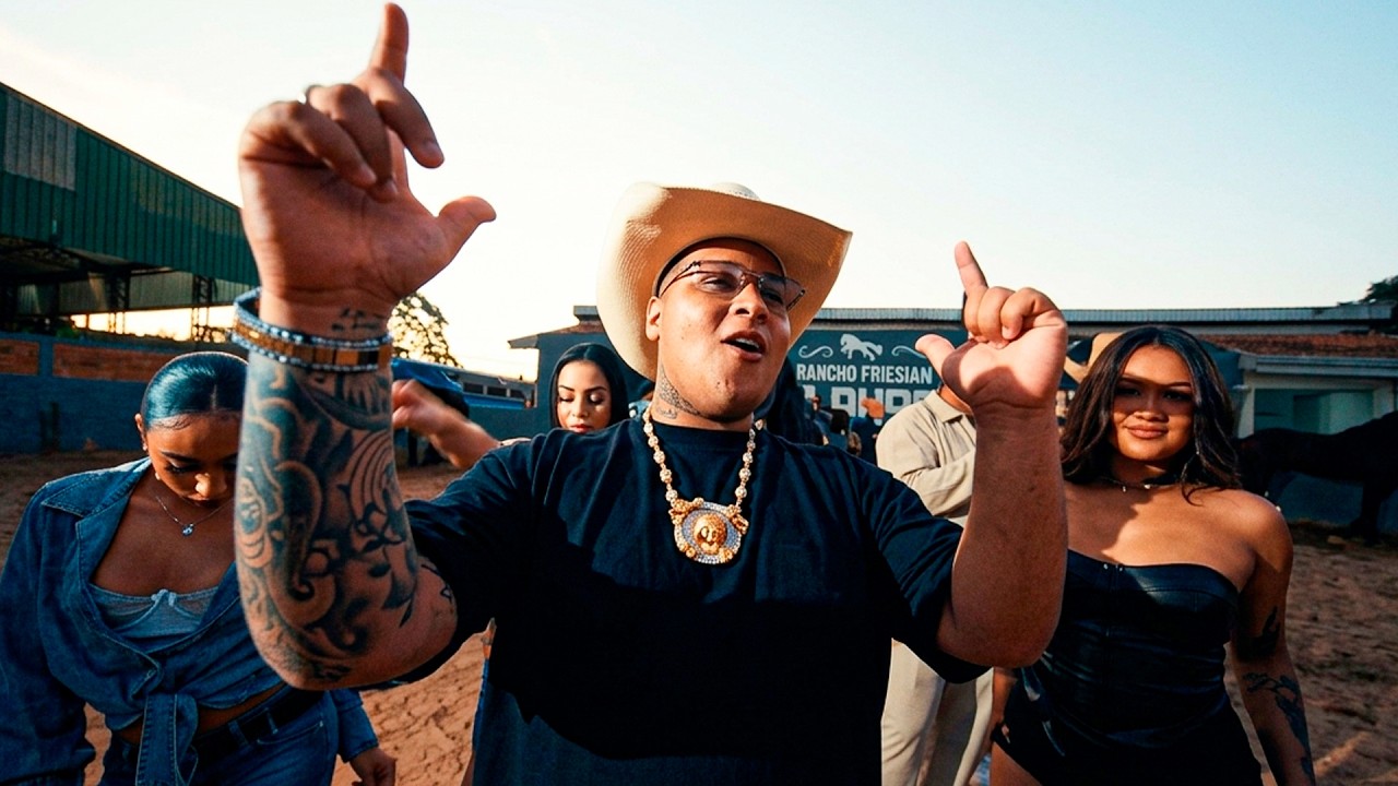 A BANDOLEIRA TA LOUCA - MC Ryan SP (Web Clipe)