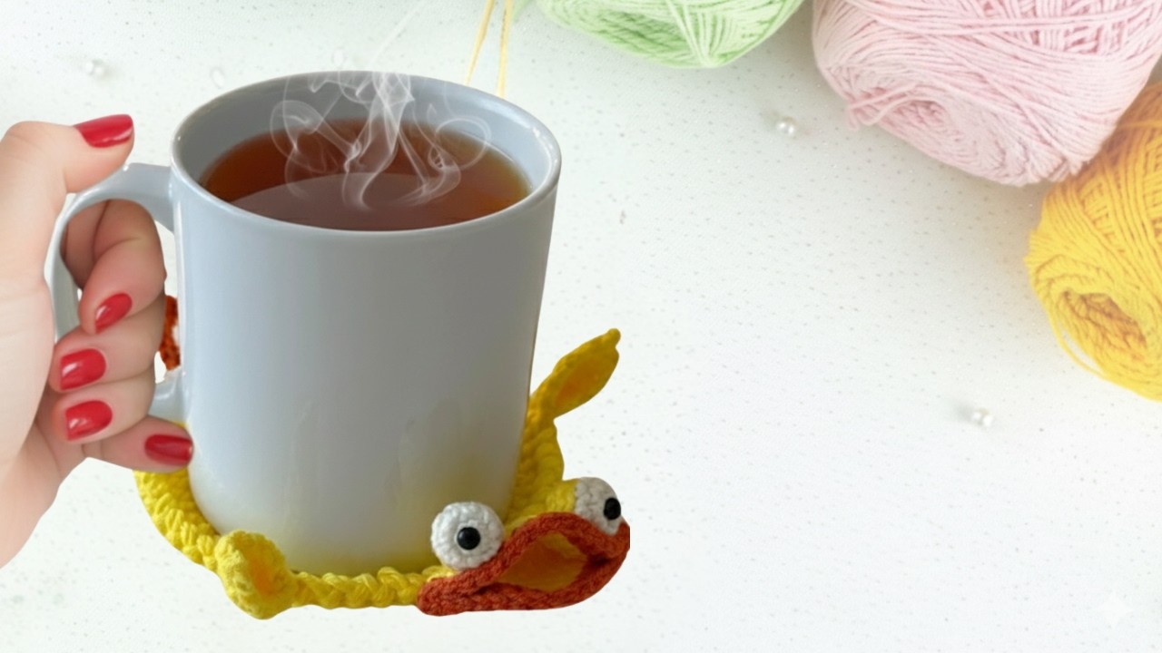 Утка, которая двигается, когда ставишь кружку 🦆 | Весёлая вязаная подставка под кружку