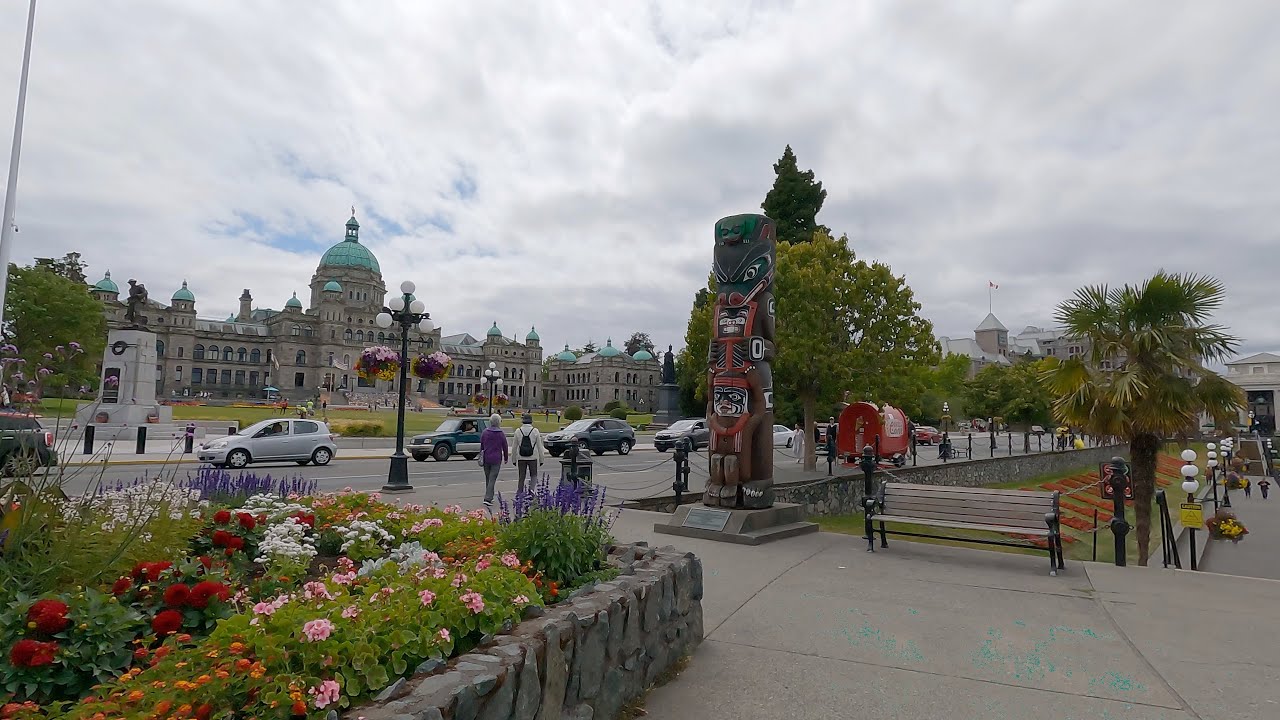 Downtown Victoria BC Canada. Walking Tour of City Centre. Beautiful