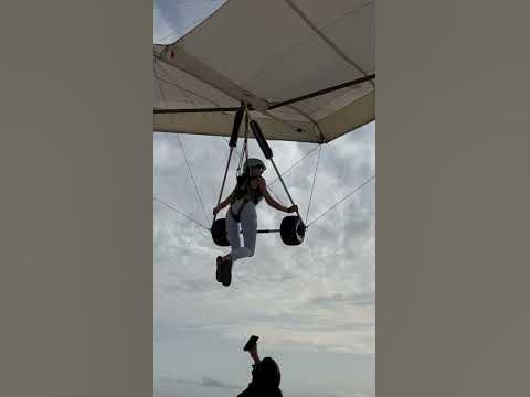 expert-glider-pilot-erika-erikajklein-so-graceful-at-the-beach-in-los-angeles