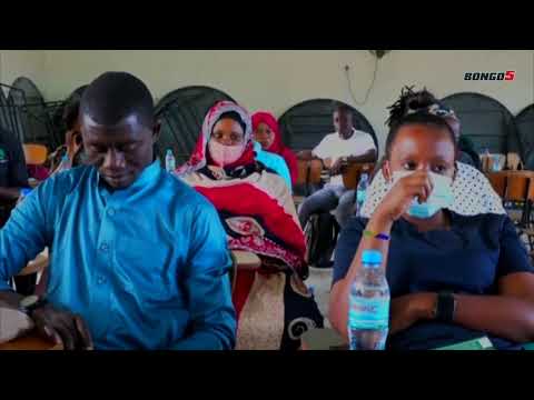 Video: Je! Siku Ya Wafanyakazi Wa Sekta Ya Mafuta, Gesi Na Mafuta Itawekwaje & Nbsp