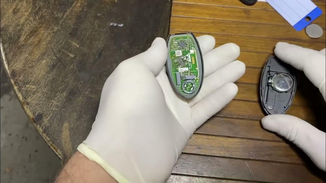 NISSAN KEY BATTERY REPLACEMENT CHANGE NISSAN MICRA K14 SCHL SSEL nissan-key-battery-replacement-change-nissan-micra-k14-schl-ssel