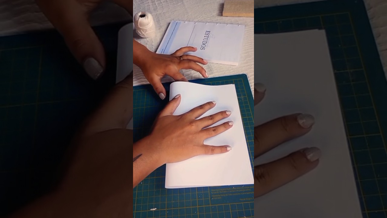 fazendo um planner de estudos 🖤😊 