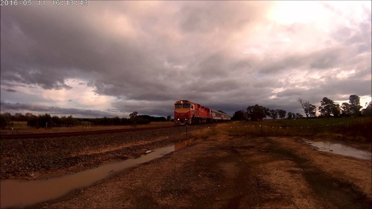 V/Line N452 Rural City of Wodonga passing through Kilmany YouTube