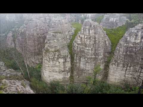 Видео: Lost City (West) at the Gardens of Stone Drone flight 1