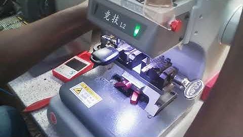 Cutting a Toyota key with out high precision key cutting machine.
