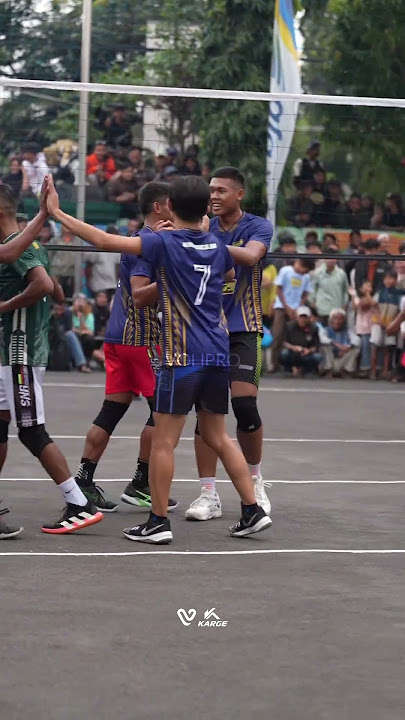 Yudi Kendil siloncatan sedada dengan tinggi 173 cm beliau di juluki si raja tarkam dari Garut